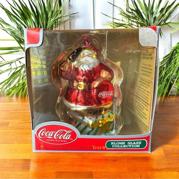 VINTAGE 2002 Coca-Cola Santa Blown Glass Ornament in Box - Christmas Tree - Picture 2 of 16